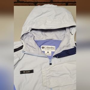 Vintage Womens Columbia Blue Gray Zip Up Hooded Packable Windbreaker Size Large‎